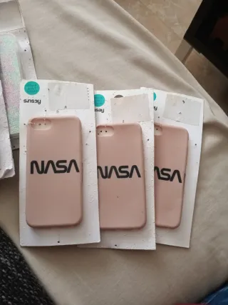 Custodia Sinsay per iPhone 12/12 Pro e 6/6S/7 8/SE20