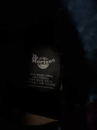 Botas Dr. Martens Veganas burdeos