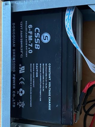 SAI Woxter UPS 650VA