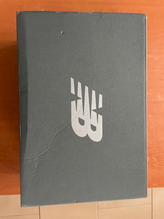 Zapatillas New Balance 9060 Negras Nuevas