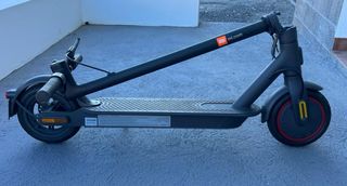 XIAOMI SCOOTER PRO 2 + NEUMÁTICO REPUESTO