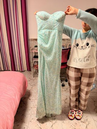 Vestido de fiesta azulado