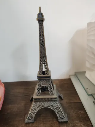 Torre Eiffel souvenir Parigi