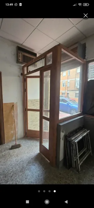 Puerta aluminio imitación madera