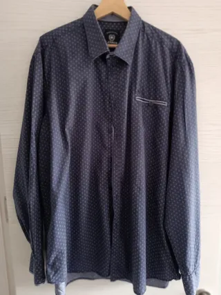 Camisa estampada azul y beige XXL