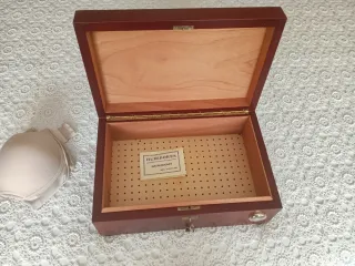 Scatola umidificatore per sigari in legno