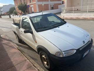 FIAT Strada 2001