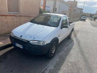 FIAT Strada 2001