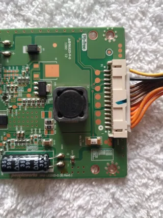 Se Vende Placa LED Inverter TV Grundig 32 VLE 4140