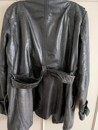 Chaqueta de cuero genuino