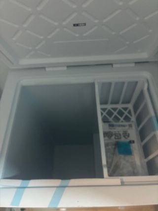 Congelatore verticale bianco