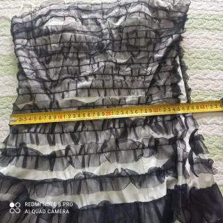 Vestido fiesta volantes negro y blanco