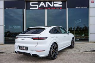 Porsche Cayenne 2021