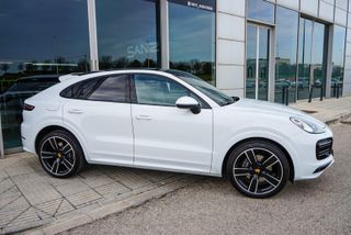 Porsche Cayenne 2021