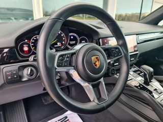 Porsche Cayenne 2021