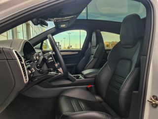 Porsche Cayenne 2021