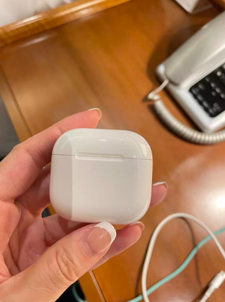 Funda AirPods Apple Blanca
