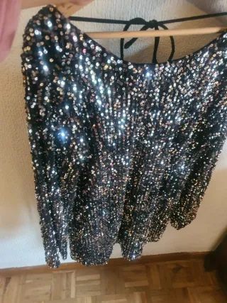 Vestido lentejuelas negro y plateado