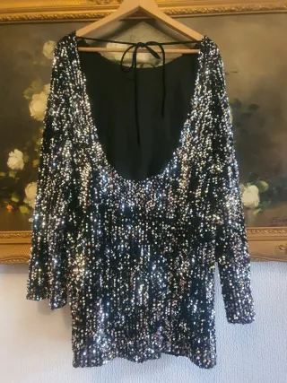 Vestido lentejuelas negro y plateado