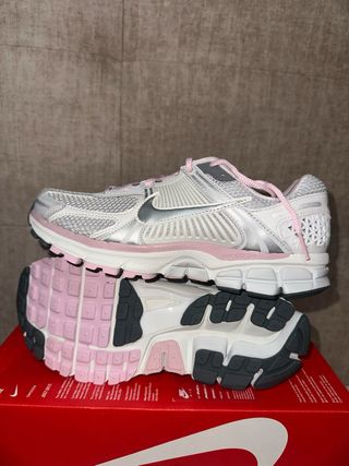 Zapatillas Nike Vomero 5 Mujer Talla 40,5
