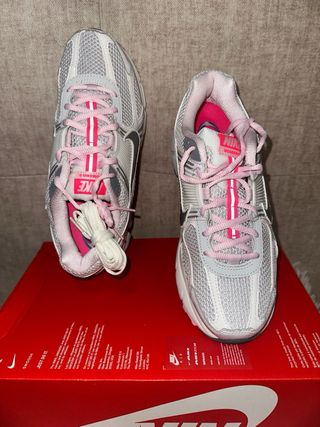 Zapatillas Nike Vomero 5 Mujer Talla 40,5