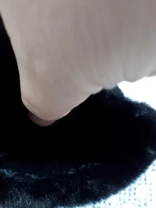 Guanti neri donna dettaglio bottoni