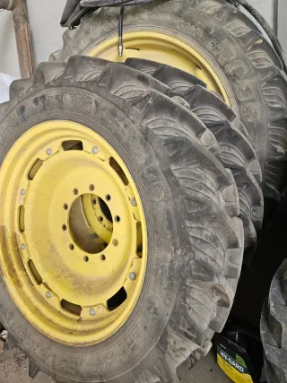 Ruedas estrechas John Deere