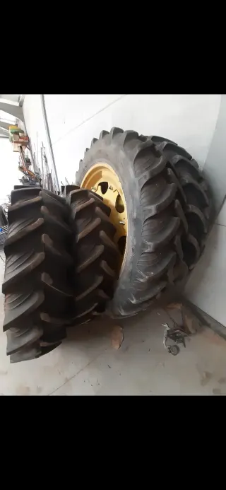 Ruedas estrechas John Deere