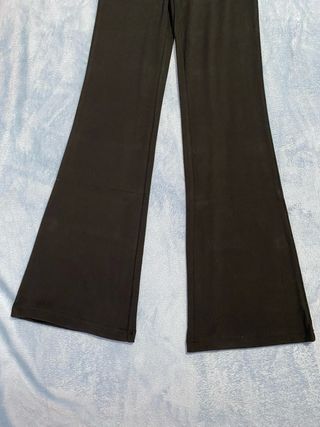 Pantalón leggins Stradivarius negro talla M
