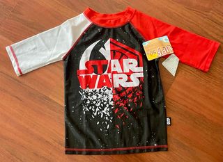 Polo Piscina Niño UV 50+ Starwars y Cars