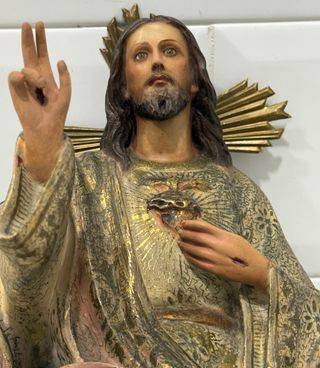 ANTIGUO SAGRADO CORAZÓN ENTRONADO OLOT