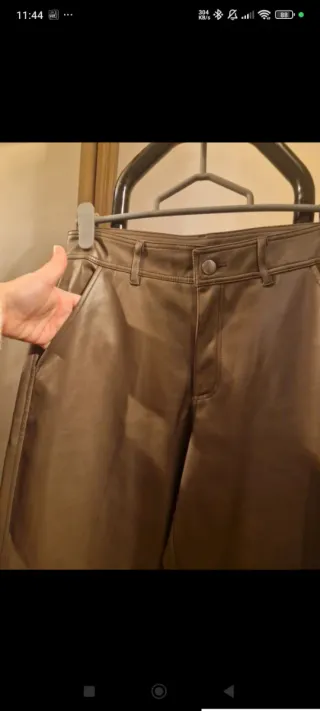 Pantalón cuero cris oscuro