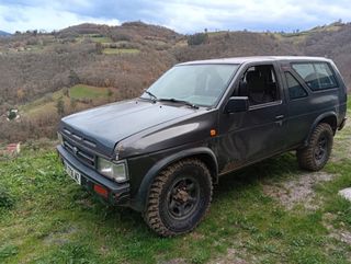 Nissan Terrano 1992