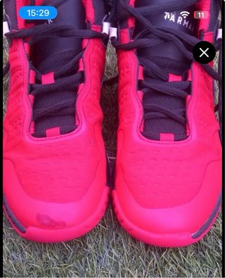 Zapatillas de Baloncesto Tarmak Rojas y Negras