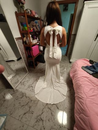 Vestido de Novia Blanco con Lazo
