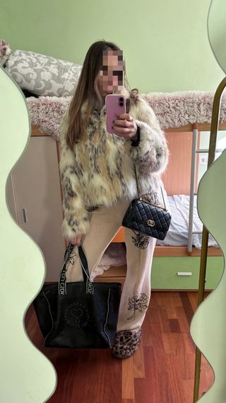 Abrigo corto de pelo