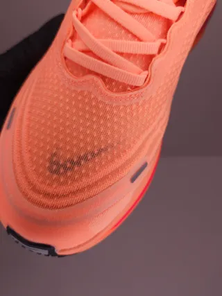 Nike Vomero Plus Naranjas