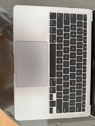MacBook Air 2020 i5 8GB 256GB Plata