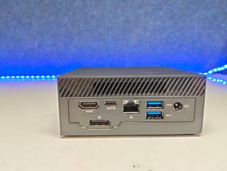Asus Mini PC Barebone PN51-BB555MDE1N Ryzen 5 5500U