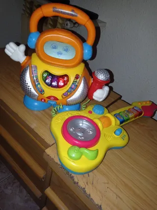 Kidikaroke Vtech  y Guitarra Infantil