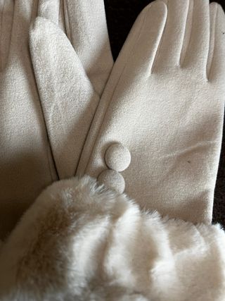 Guanti donna beige con bottoni