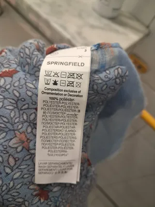 Pañuelo Springfield floral y étnico. Nuevo