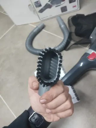 Aspirador de mano BLACK & DECKER ADV1200-XJ