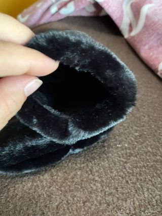 Guanti neri donna con dettaglio bottoni