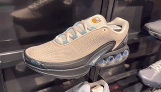 Zapatillas Nike Beige y Azul Talla 44