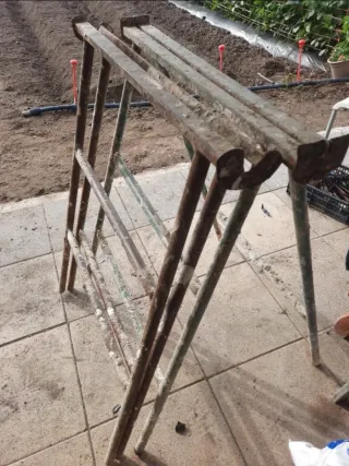 Caballetes de obra / Burriquetes