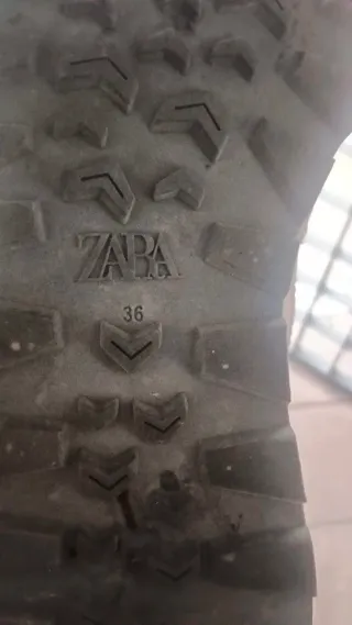 Botines Zara Beige y Marrón