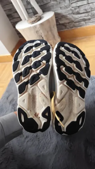 Hoka Running Talla 40