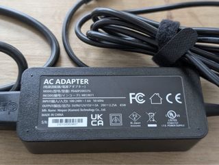 Adaptador compatible HP, Dell, etc.