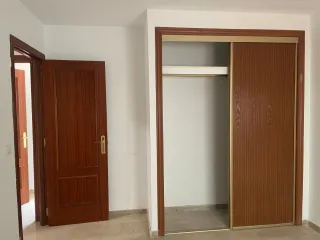 Piso bajo en Fuengirola con patio privado